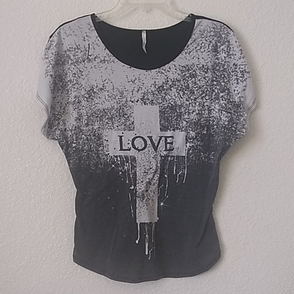 FINAL MARKDOWN Ladies' Aran's Den Partial Lace Overlay Tee medium